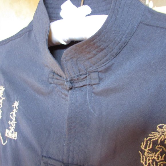 Navy Blue Asian Shirt. Frog Closures. Mandarin Collar - Picture 4 of 8